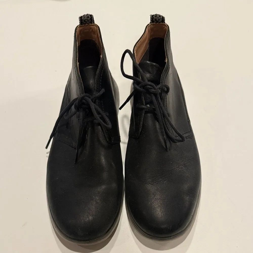 UGG Men's Black Chukka Boots